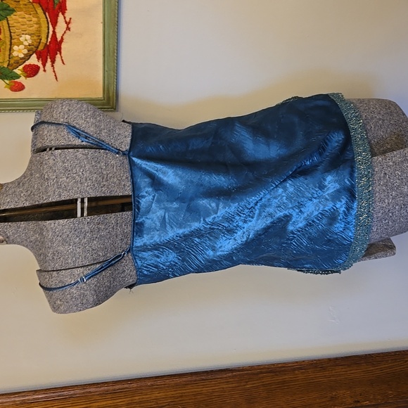 Y2k Silky Teal Tank Top - Picture 6 of 7